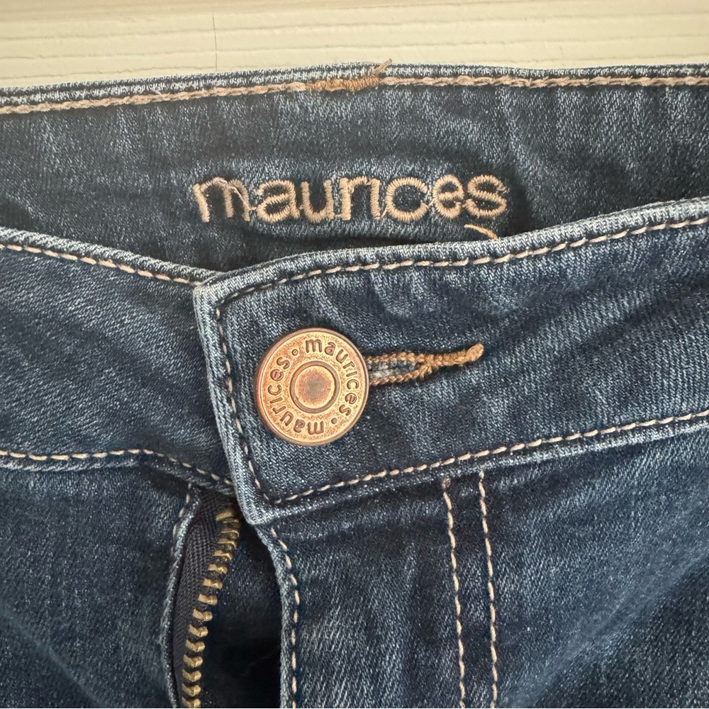 Sz13/14 Maurices Jeans - Picture 5 of 9